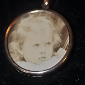 Beautiful Edwardian 9ct Gold Photo/Picture Locket